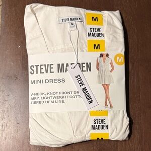 NWT Steve Madden White V-Neck Mini Dress